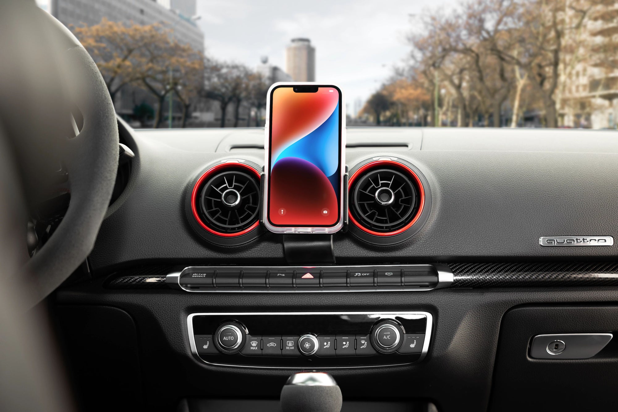 Das neue iPhone 17 sicher im Auto befestigen