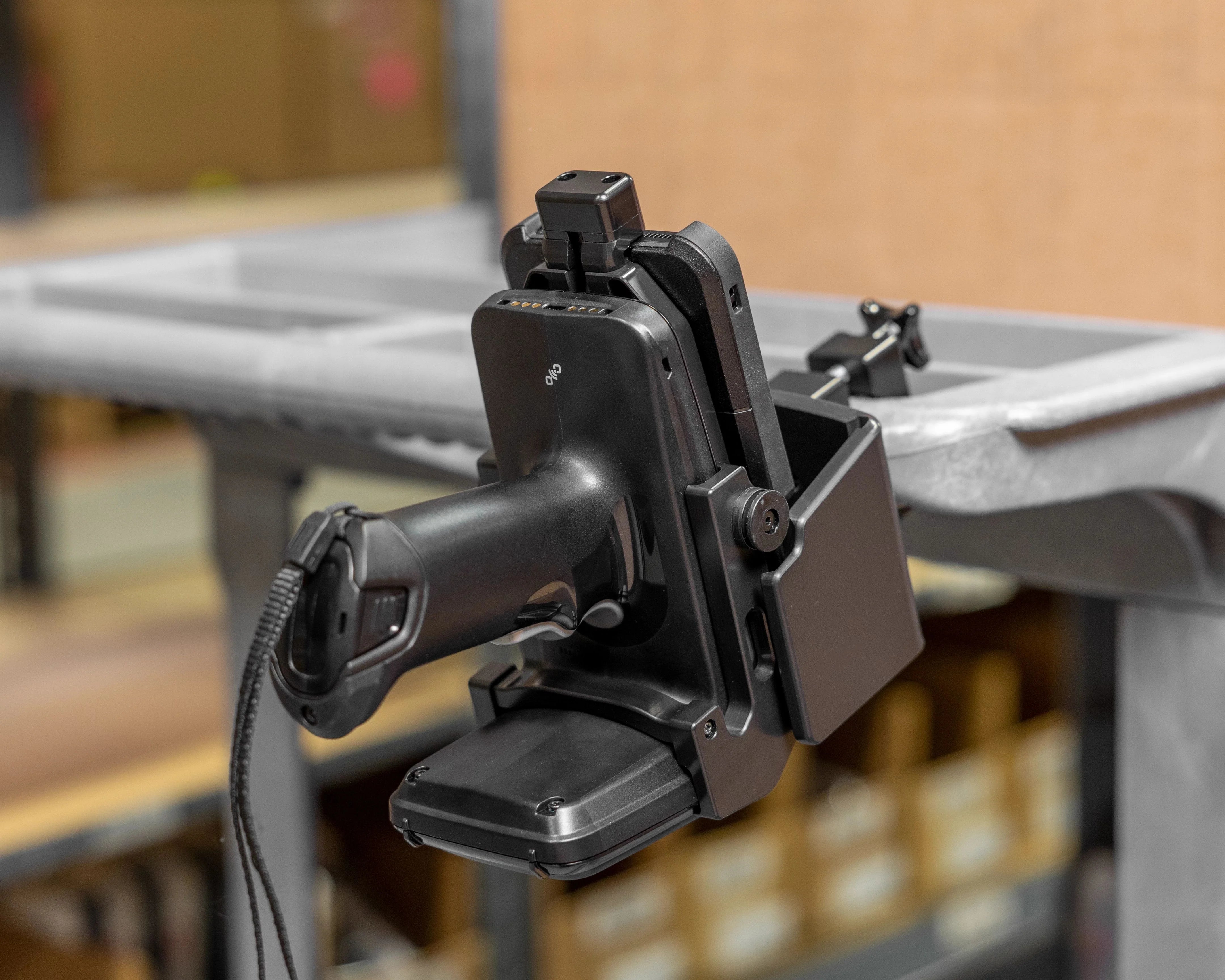 RFD40 Premium Plus RFID Sleds & Brodit DE