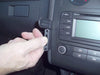 ProClip Fahrzeughalter für Rechtslenker 653417 - Winkelbefestigung, niedrig - Volkswagen Touran 03-15