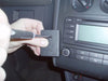 ProClip Fahrzeughalter für Rechtslenker 653417 - Winkelbefestigung, niedrig - Volkswagen Touran 03-15