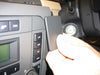 ProClip Fahrzeughalter für Rechtslenker 653572 - Mittelbefestigung- Nicht für Holzmaserungsplatten - Land Rover LR3 05-09, Land Rover Discovery 3 05-09