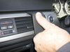 ProClip Fahrzeughalter für Rechtslenker 653598 - Mittelbefestigung- NICHT für Modelle mit ab Werk eingebautem Navigationssystem. NICHT für Modelle mit Holzdekor - BMW 3-series E90, E91, E92 und weitere