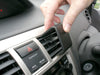 ProClip Fahrzeughalter für Rechtslenker 653835 - Mittelbefestigung - Toyota Yaris 4-doors 07-11