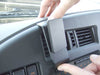 ProClip Fahrzeughalter für Rechtslenker 653934 - Mittelbefestigung - Isuzu F-series 06-09, Chevrolet T-series 06-09