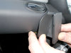 ProClip Fahrzeughalter für Rechtslenker 653979 - Winkelbefestigung- NICHT für Modelle mit oberem Handschuhfach - Mini Clubman 08-15, Mini Roadster 11-16, Mini One 07-15 und weitere