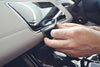 ProClip Fahrzeughalter für Rechtslenker 655542 - Winkelbefestigung- NUR für Modelle mit schwenkbarem Display NICHT fix - Land Rover Range Rover Evoque 19-23