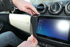 ProClip Fahrzeughalter für Rechtslenker 655741 - Winkelbefestigung- NUR für Modelle mit Display - Dacia Duster 22-23