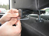 Kopfstützenhalterung 811020 - Kopfstützenhalterung - Lexus LBX Series 24-26, Suzuki E Vitara 24-26, Nissan Patrol 25-26 und weitere