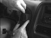 ProClip Fahrzeughalter 852751 - Mittelbefestigung- NUR für Original-Stereo - Nissan Navara 00-05, Nissan King Cab 00-06