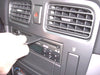 ProClip Fahrzeughalter 853138 - Winkelbefestigung, hoch- NUR für Modelle mit Getränkehalter. - Subaru Forester 03-07