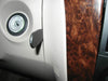 ProClip Fahrzeughalter 853174 - Mittelbefestigung- NUR für Modelle mit braunem Holzdekor - Kia Sorento 02-07