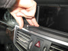 ProClip Fahrzeughalter 854330 - Mittelbefestigung- NICHT für Modelle mit Armaturenbrett mit Leder/Kunstleder - Mercedes Benz E-Klasse, Limo 09-13, Mercedes Benz E-Klasse und weitere