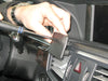 ProClip Fahrzeughalter 854330 - Mittelbefestigung- NICHT für Modelle mit Armaturenbrett mit Leder/Kunstleder - Mercedes Benz E-Klasse, Limo 09-13, Mercedes Benz E-Klasse und weitere