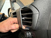 ProClip Fahrzeughalter 856121 - Mittelbefestigung - Peugeot Expert 25-25, Peugeot E-Traveller 25-25, Toyota Proace Verso 25-25 und weitere